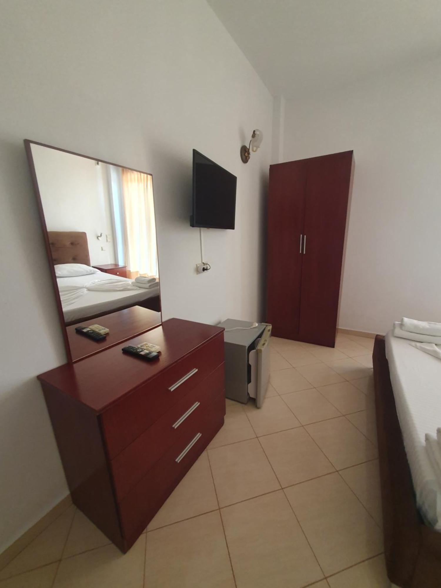 Hotel Afrodite Dhërmi Zewnętrze zdjęcie